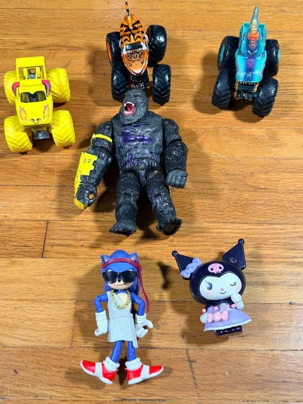 Mixed Toy Lot of 6 – Monster Trucks, Kong, Kuromi & Character Figures